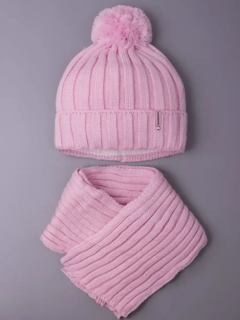 Шапка для девочки осенняя и шарф