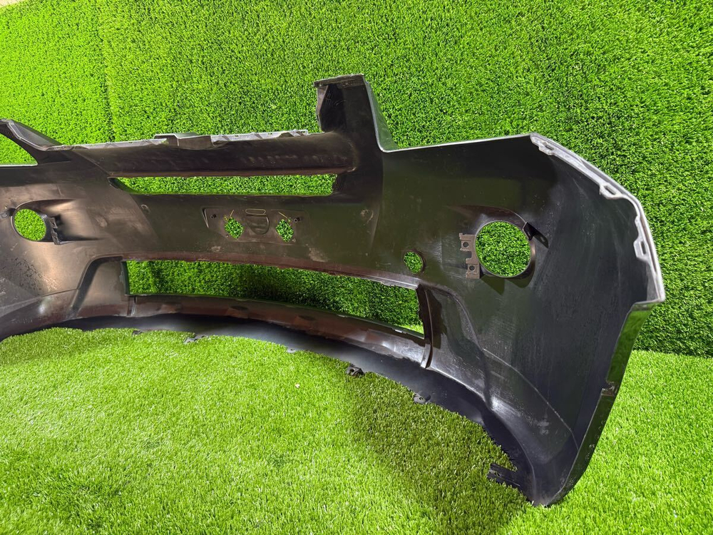 бампер передний Toyota Ist NCP110 2015