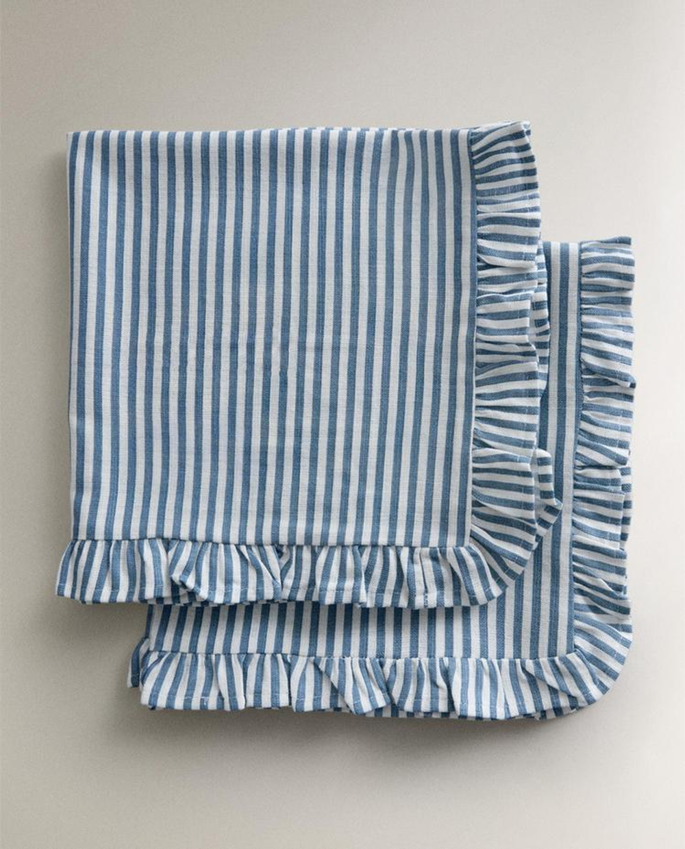 ZARA HOME ХЛОПКОВЫЕ САЛФЕТКИ С ВОЛАНАМИ (2 ШТ.), СИНИЙ