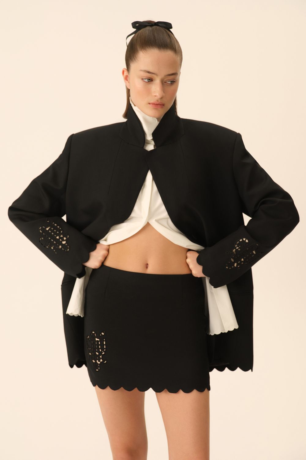 Юбка с ришелье (Romantic CEO), черная