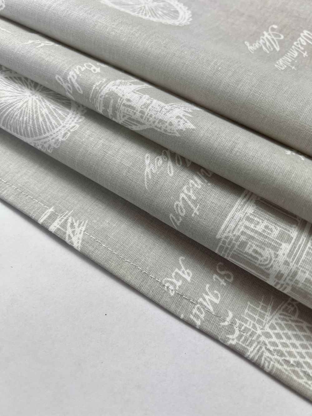 Постельное белье перкаль Сказка "Туманный альбион" 2-спальное Наволочка 50х70 см 2 шт Простынь на резинке 160x200 см Пододеяльник 175x215 см