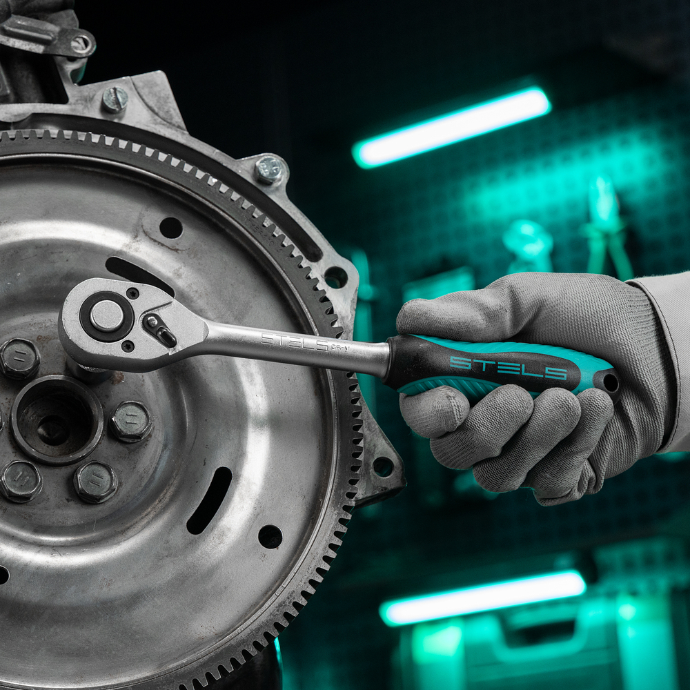 Набор торцевых головок с трещоткой, 1/2" и 1/4", 68 предметов Stels