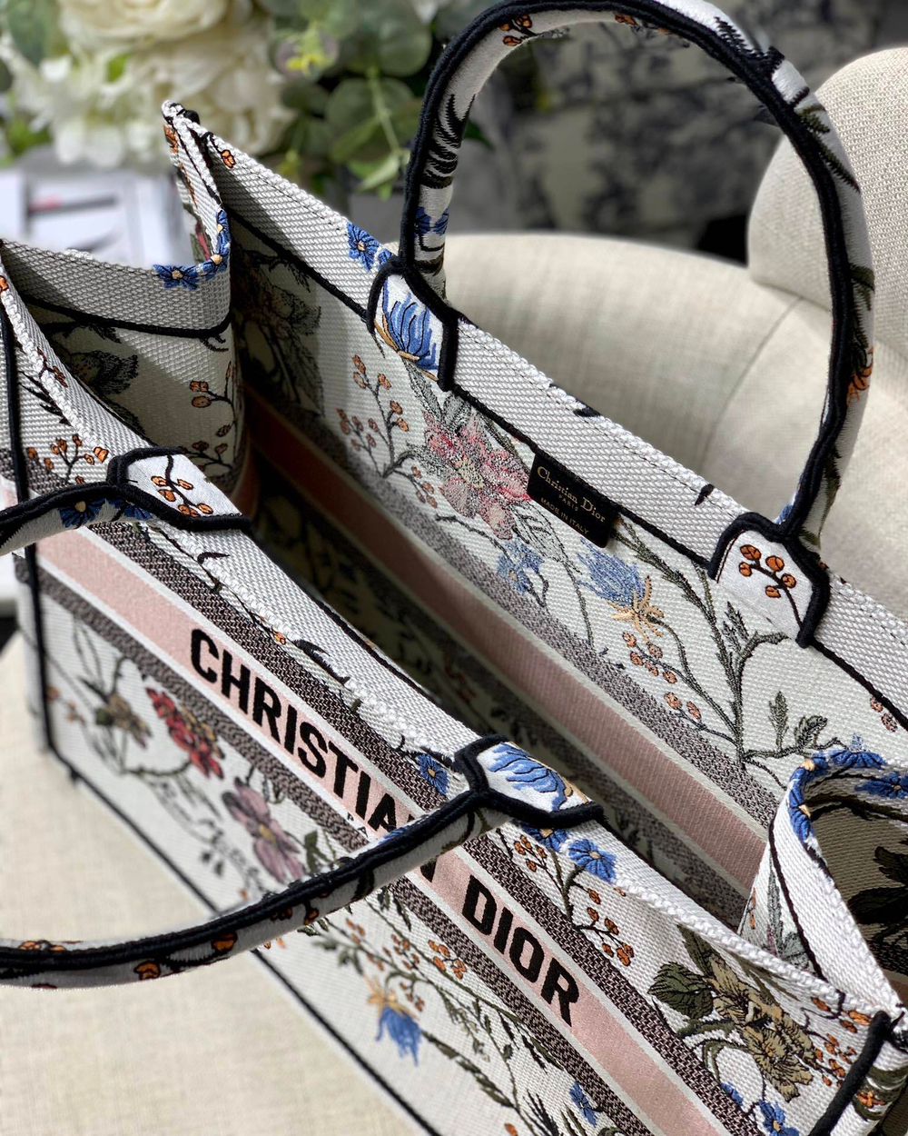 Christian Dior Book Tote 42 cm