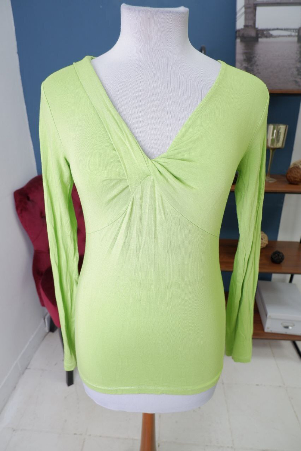 Джемпер яркий 44-46 размер