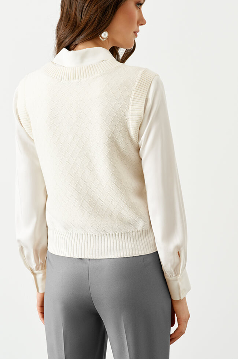 22742 Жилет женский (молочный)