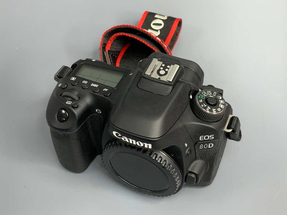 Canon 80D 5.600 кадров