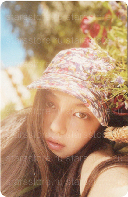 Фотокарта Danielle NewJeans - BLUEBOOK