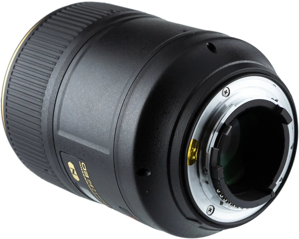 Nikon AF-S VR Micro-Nikkor 105mm f/2.8G IF-ED