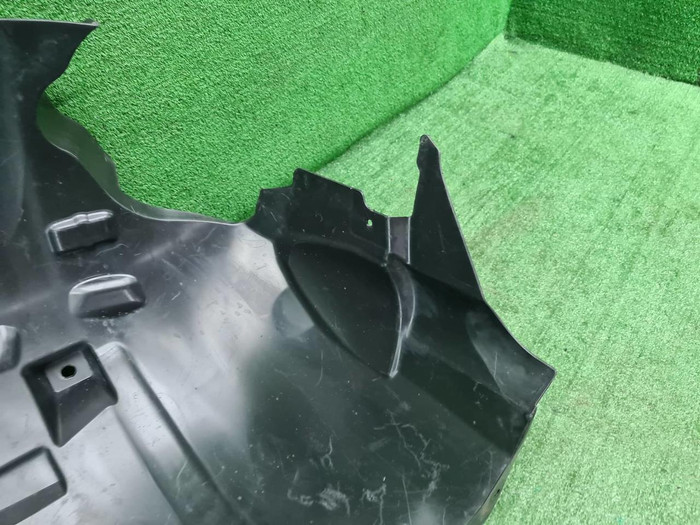 Подкрылок передний правый Mercedes GLE C292 15-19