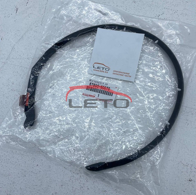 Уплотнитель двери 67895-60070 6789560070