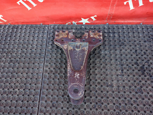 Кронштейн полурессоры задний