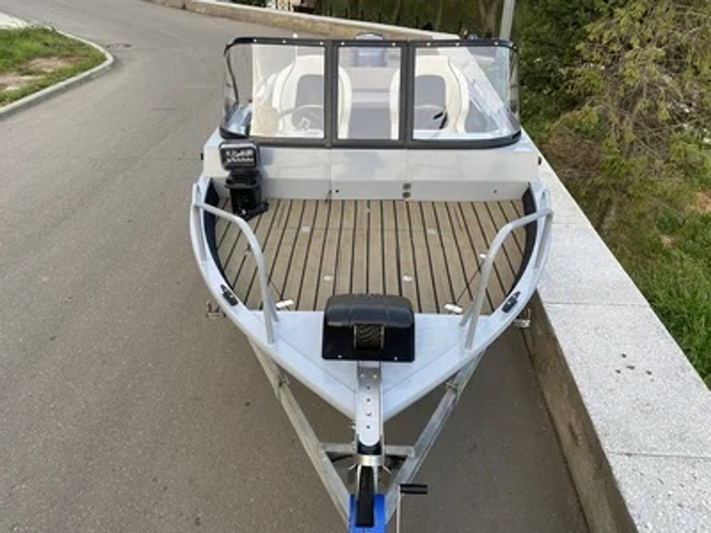 Комплект Алюминиевая лодка (катер) Mikatsu (Микатсу) 470 (Z43) Sport + мотор Hidea HDEF60FUEL-T EFI