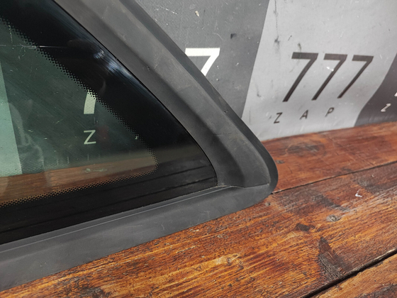 Стекло заднее левое глухое Mercedes B-Class (W246) 11-18 Б/У Оригинал A2466708100