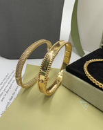 Браслет Van Cleef & Arpels с камнями