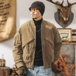 Бомбер мужской осень-зима,трикотажный воротник.Без капюшона.Наполнитель 90% белый утиный пух