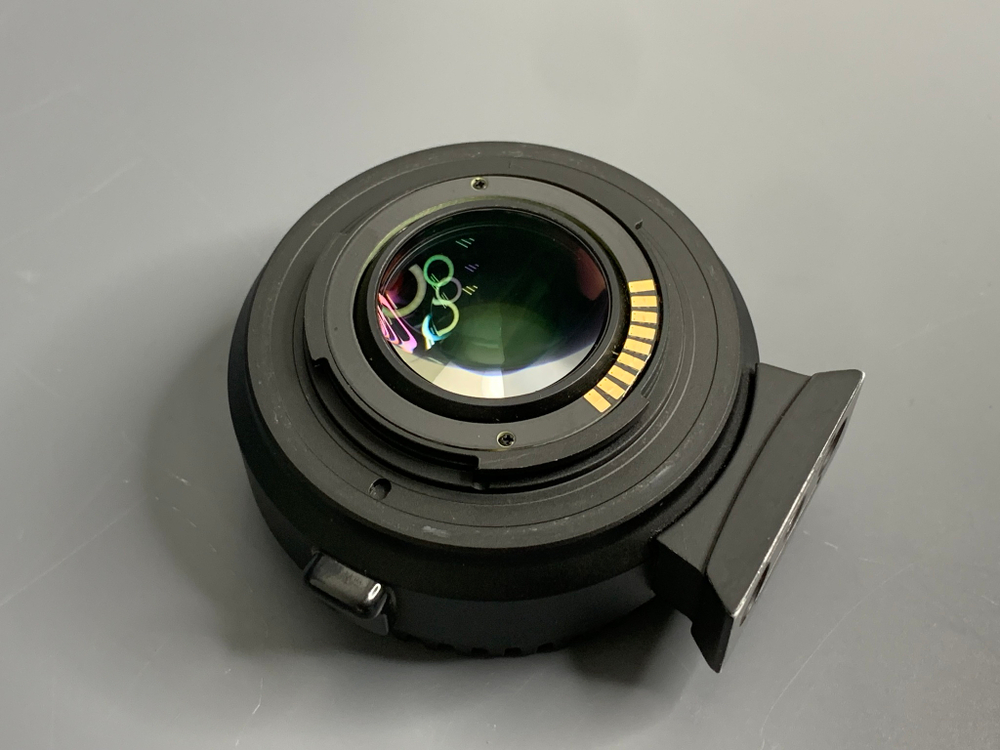 Viltrox EF-EOS M2