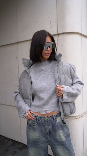 Серый стеганый жилет