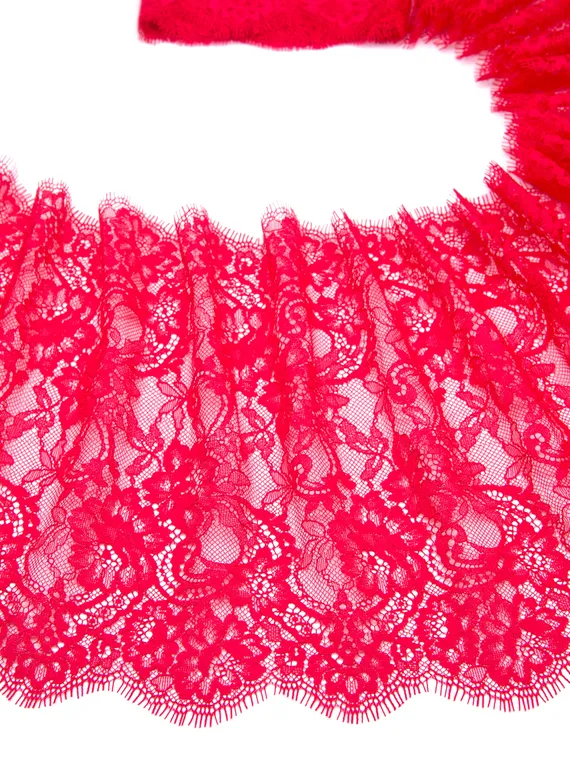 01-45 ОПТ Кружево шантильи 24 см, красный 100