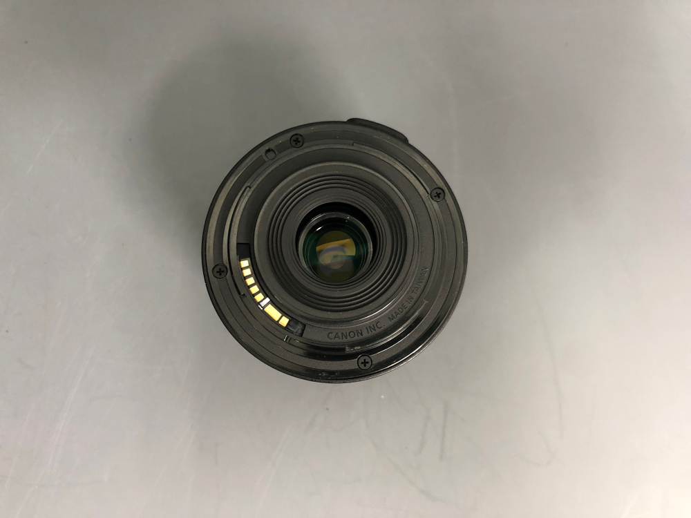 Canon 1200D Kit 18-55mm 3.5-5.6 III 13.000 кадров
