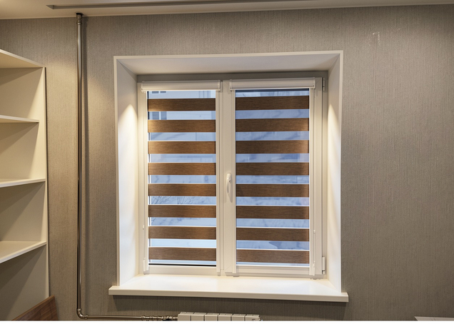 Изготавливаем рулонные шторы Зебра (День-Ночь) в коробе с направляющими в Мурманске