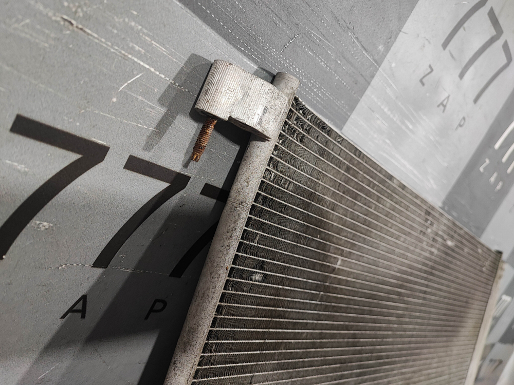 Радиатор кондиционера Mercedes E W213, C W205 БУ Оригинал A0995000454