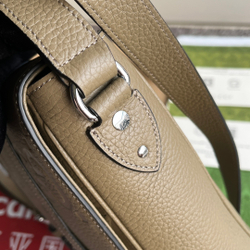 Gucci Jumbo GG Messenger Bag 31 cm