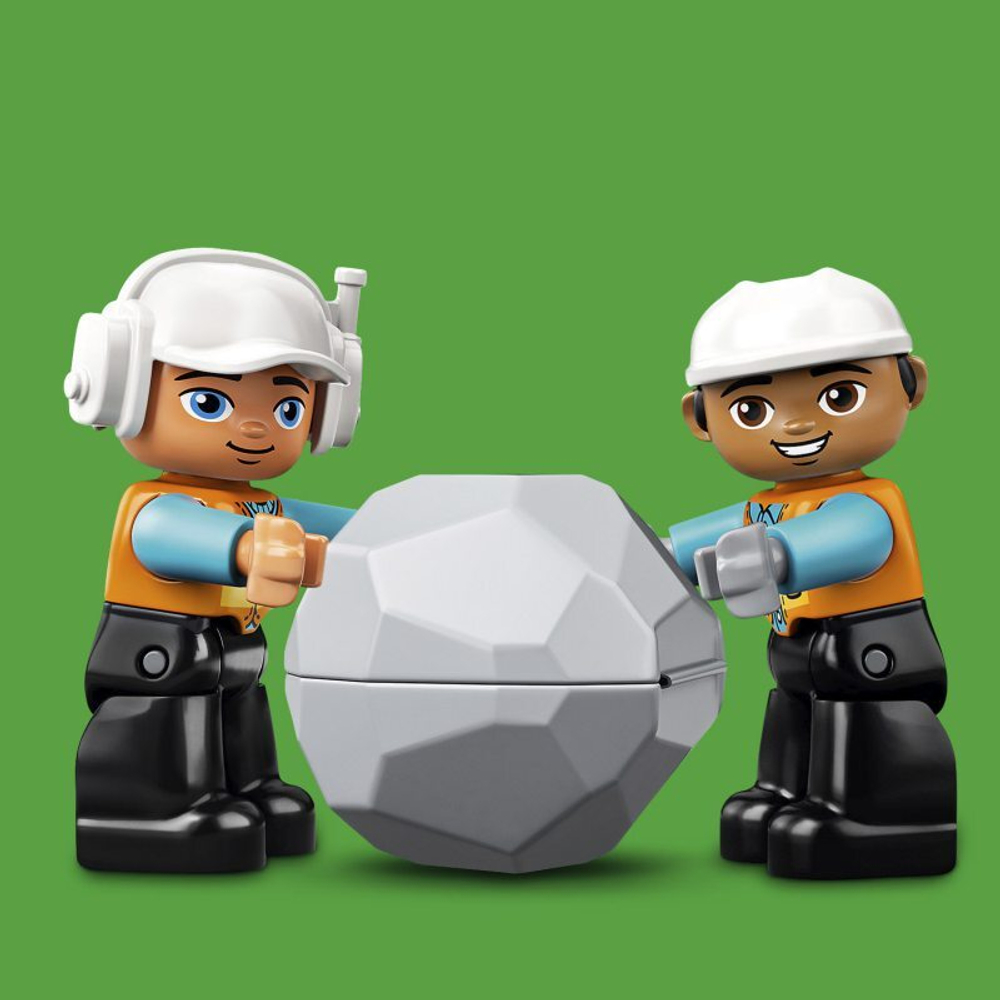 Конструктор LEGO DUPLO 10931 Грузовик и гусеничный экскаватор