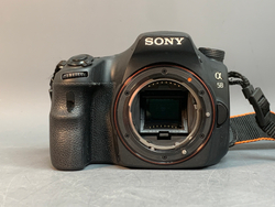 Sony A58 Kit DT 18-55mm SAM 3.5-5.6 11.600 кадров
