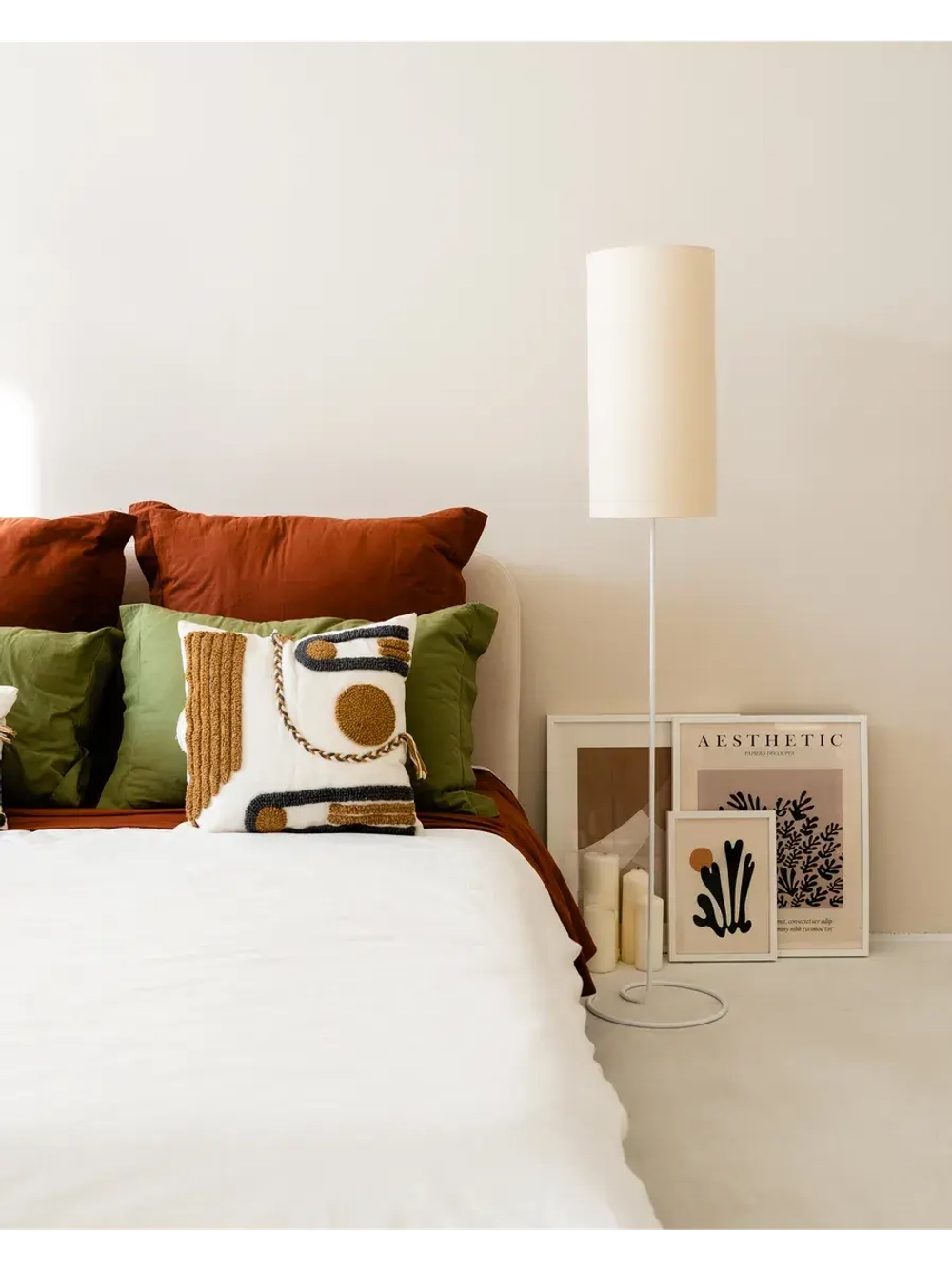 Торшер напольный с абажуром в гостиную современный