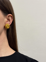 Клипсы с лого Chanel