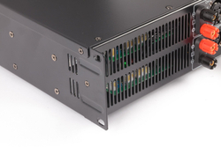 Premiera CH4 4600 — четырехканальный конфигурируемый усилитель мощности класса H