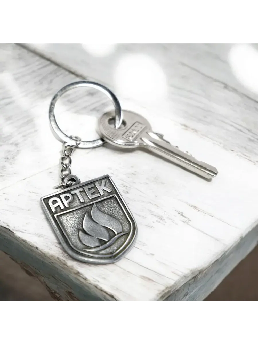 Брелок металлический