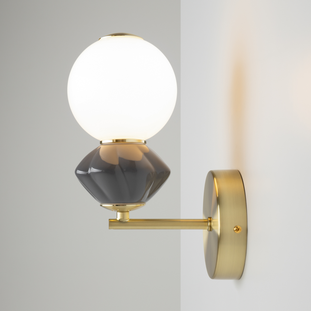 Настенный светильник (бра) Maytoni MOD362WL-L5GR3K