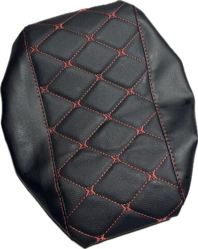 Чехол на штатный подлокотник Лада Веста (красная нить Бабочка)