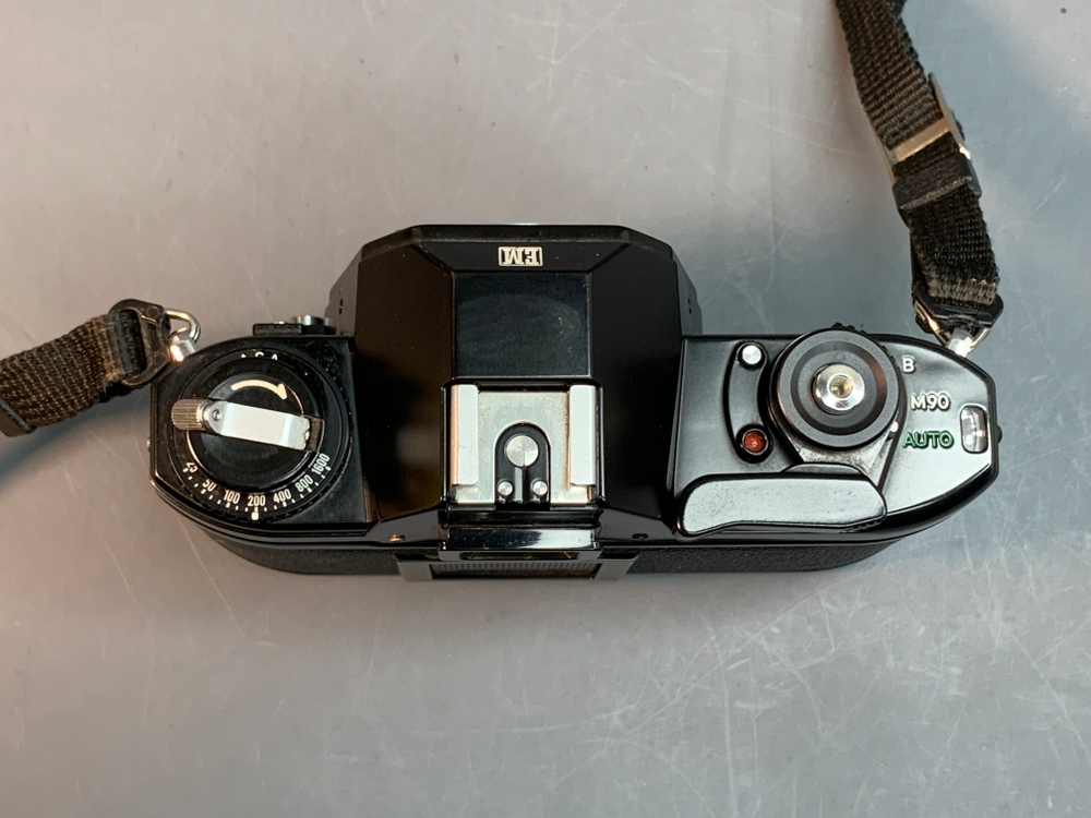 Nikon EM + Nikon 50mm f/1.8