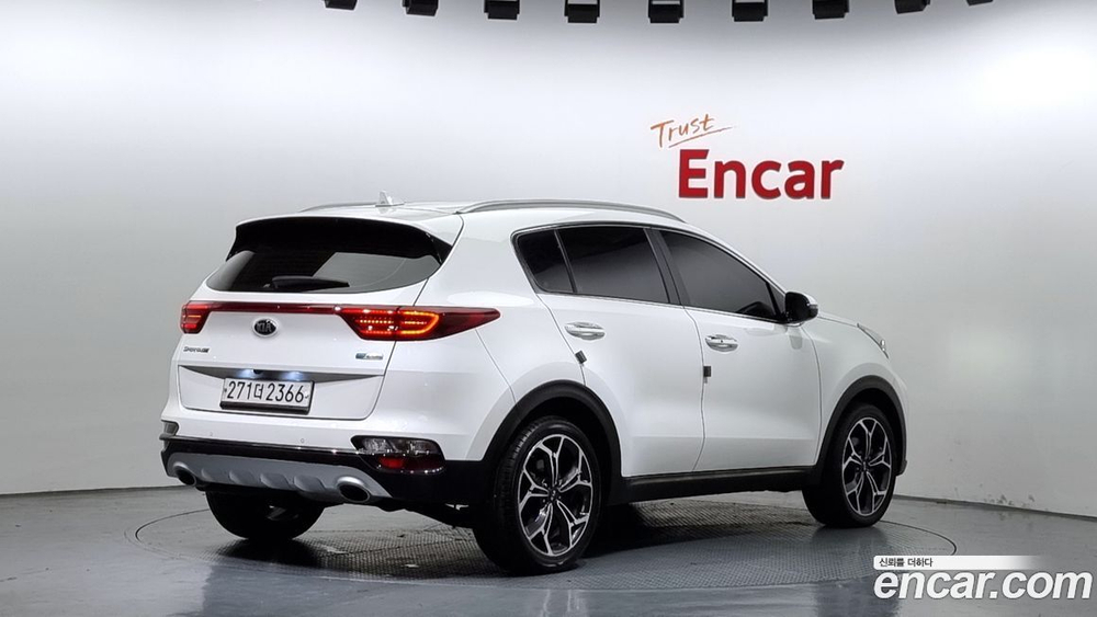 Kia Sportage The Bold Дизель 2.0 2WD (08.2019)