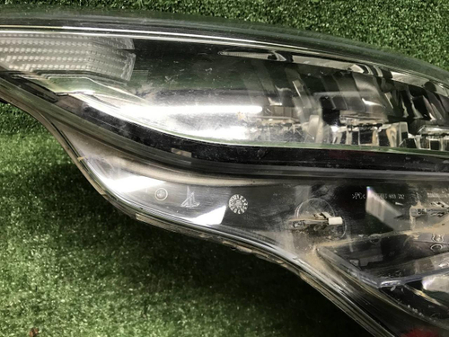 Битая Фара левая Renault Arkana (2019-н.в.) LED