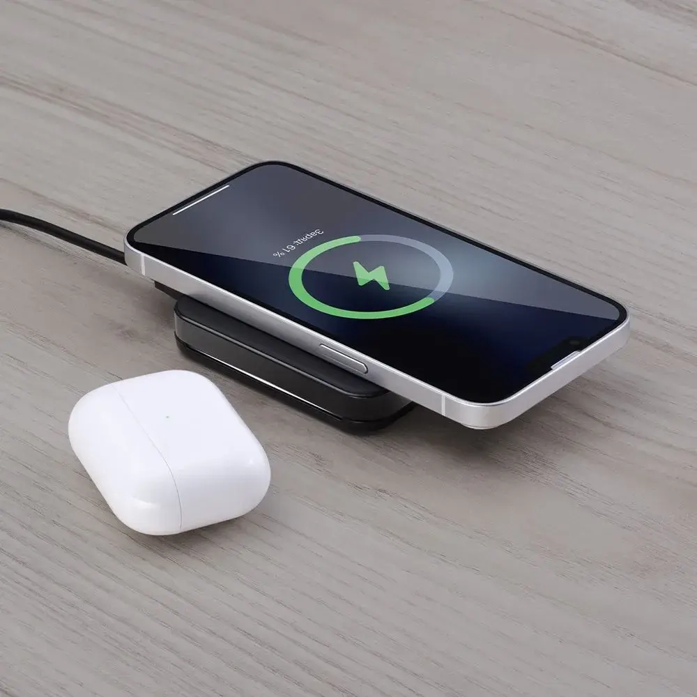 Беспроводное зарядное устройство Deppa Qi Fast Charger (24025) для iPhone / AirPods 15W (черный)