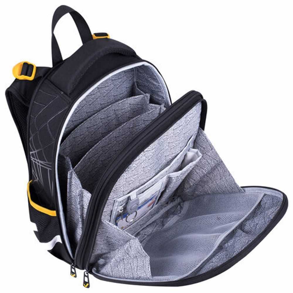 Ранец BRAUBERG PREMIUM, 2 отделения, с брелком, "Venomous spider", 3D панель, 38х29х16 см, 271355