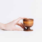 Деревянная чаша на ножке для орехов, соусов, специй из дерева сибирский кедр. SP10