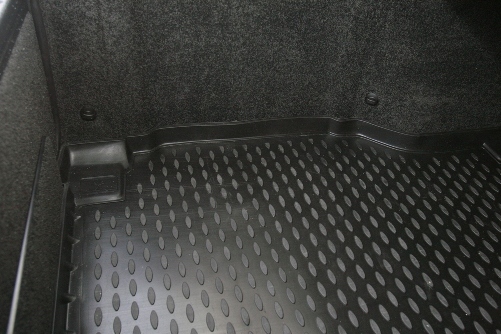 Коврик в багажник для LAND ROVER Range Rover III, 2001-2012, внедорожник (полиуретан) арт.NLC.28.04.B13