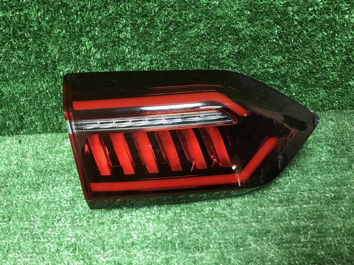 Фонарь левый внутренний Chery Tiggo 8 Pro (21-нв)