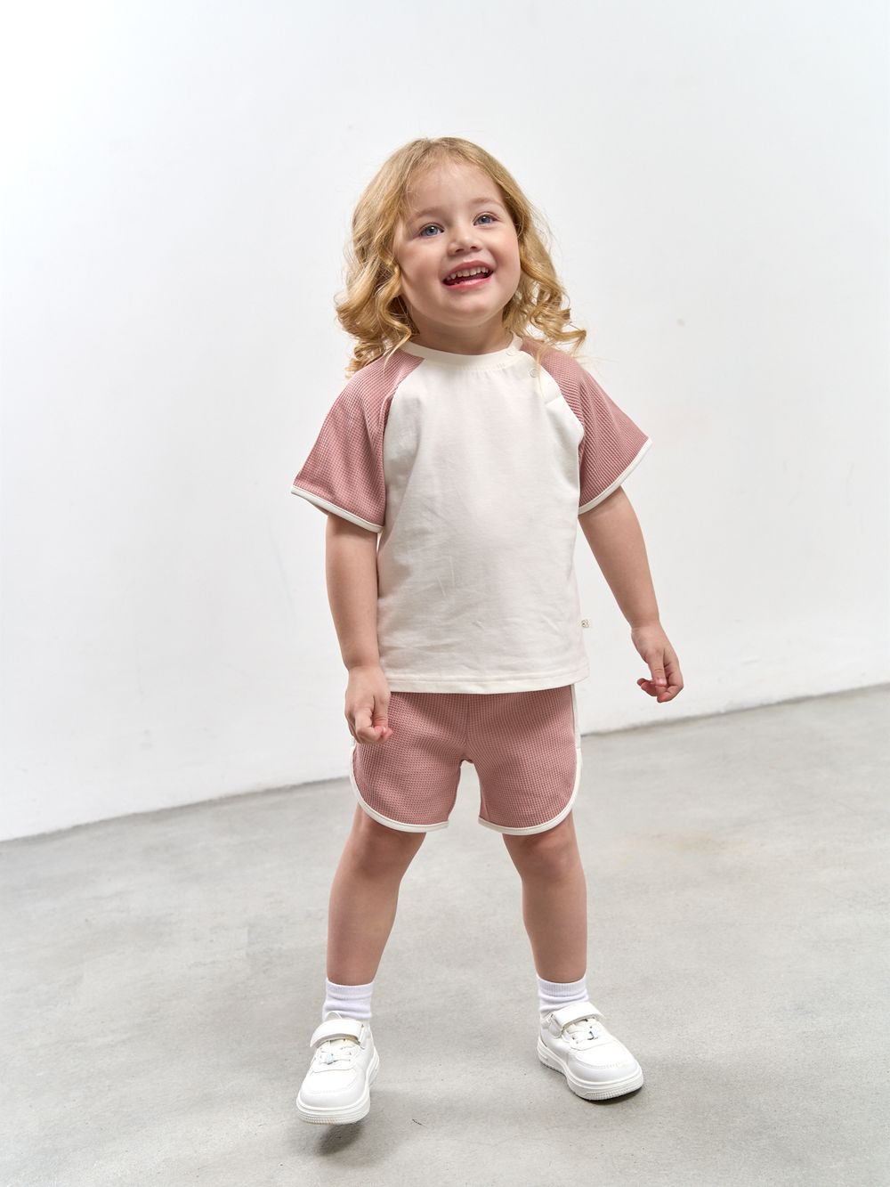 Комплект футболка и шорты "Пудра" из рифленой ткани 0+