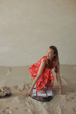 Летнее платье с жилеткой из вискозы