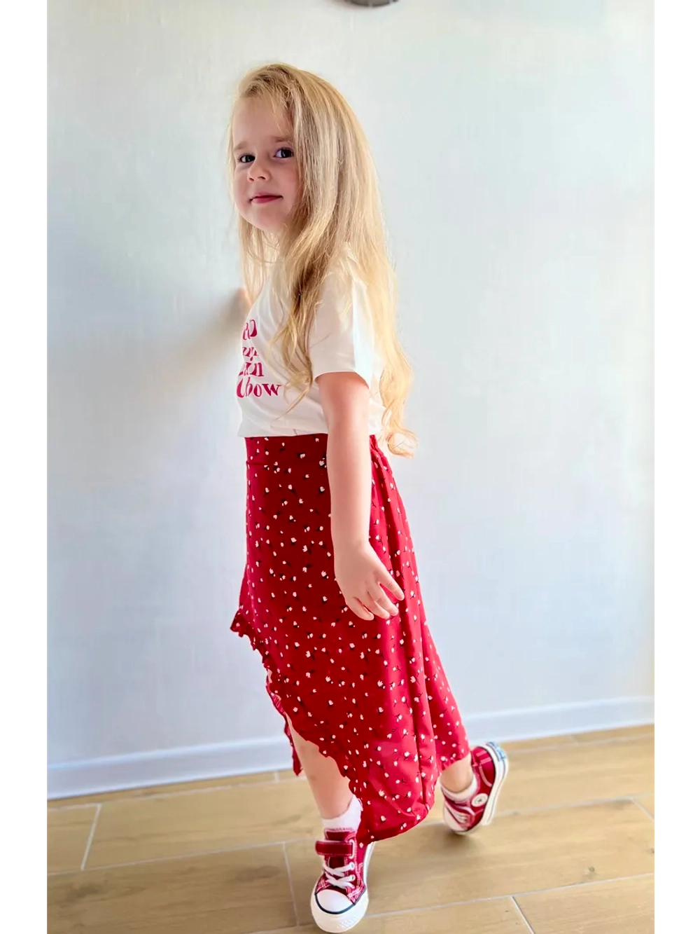 Костюм футболка с юбкой