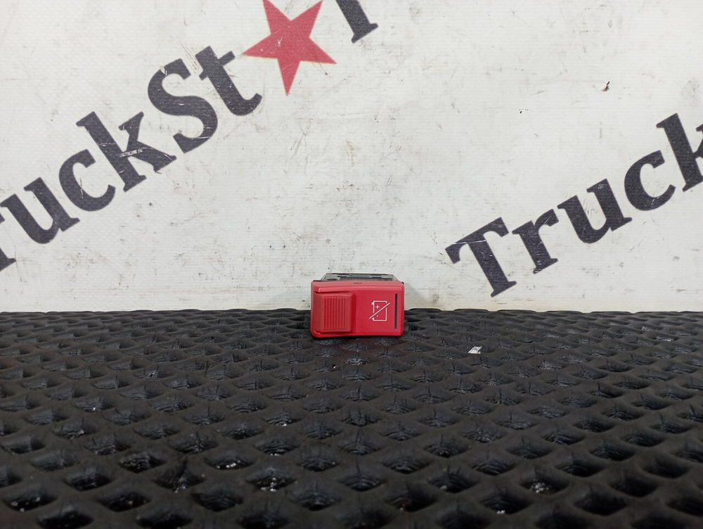 Кнопка выключения массы