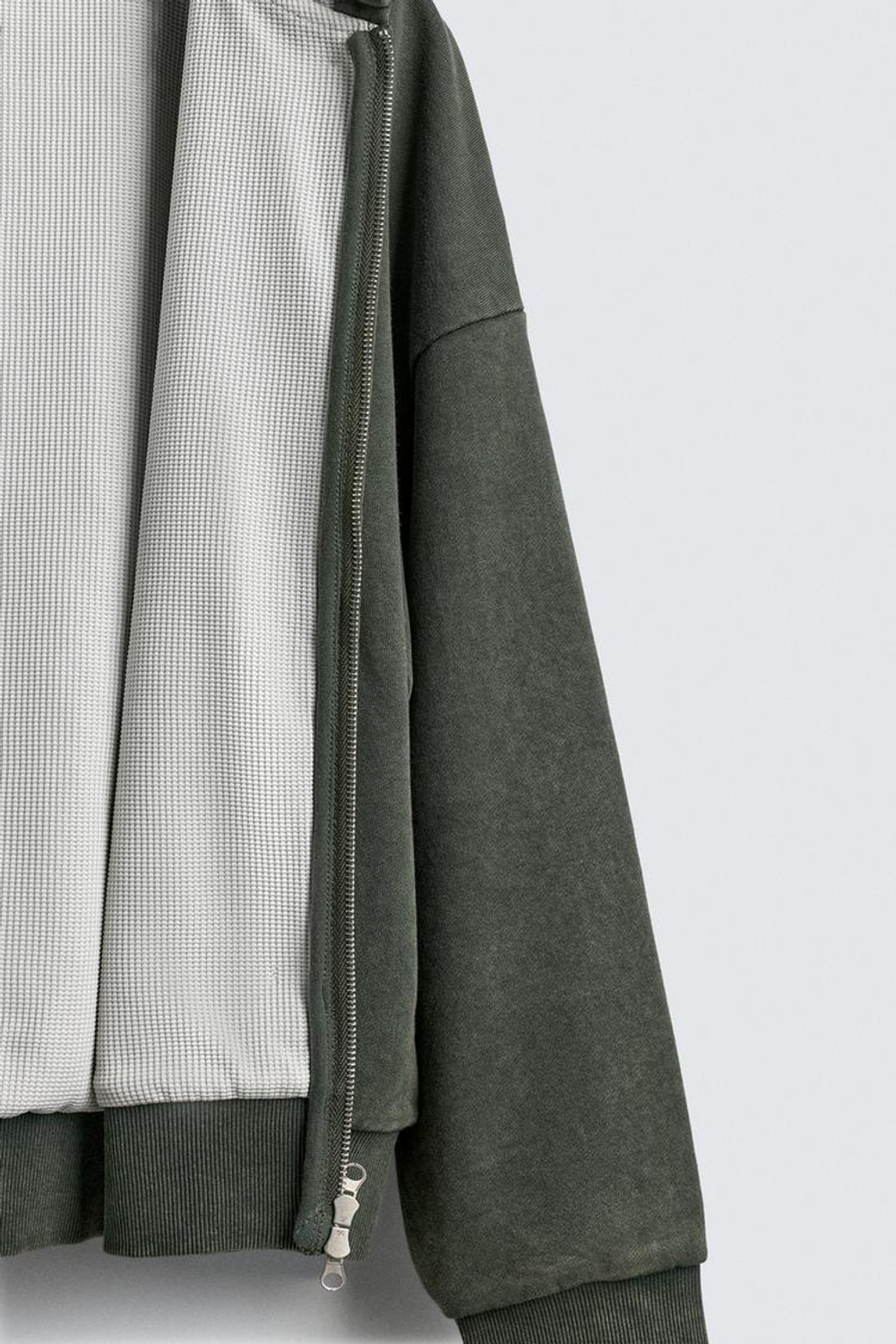 ZARA КОМБИНИРОВАННАЯ ХУДИ ВАФЕЛЬНОЙ СТРУКТУРЫ С КАПЮШОНОМ, ХАКИ