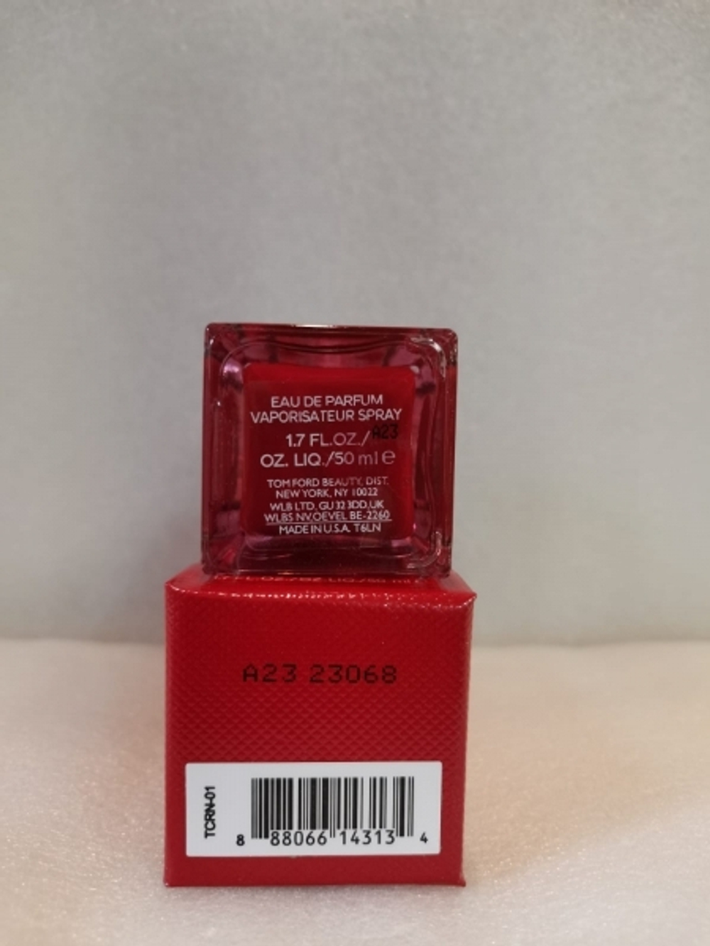 Tom Ford Electric Cherry 50ml (Коробка парфюма без слюды, парфюм новый, распаковка для фото)