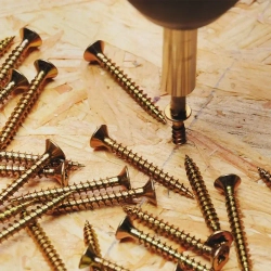 Саморез оцинкованный желтый по дереву 3,5х41 1кг