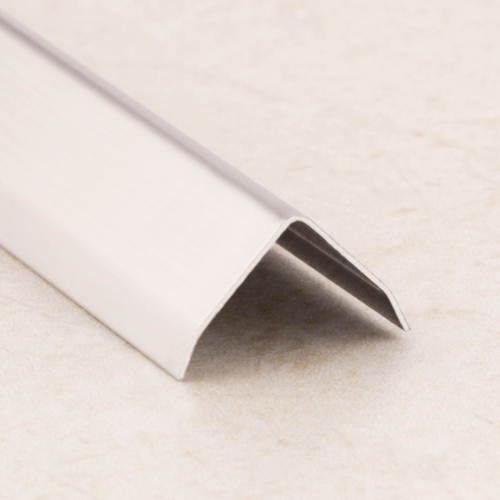 Угловой профиль из нержавеющей стали SAO12-25W глянцевый 2700 мм